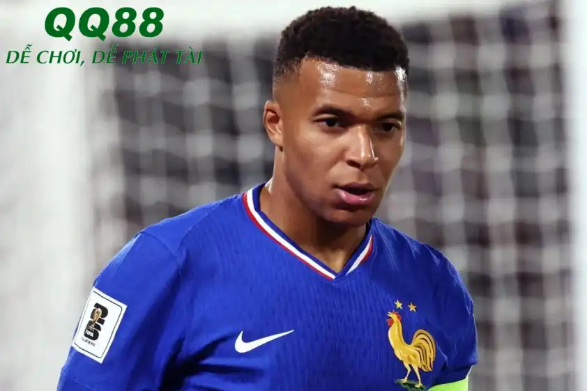Lần hiếm hoi Kylian Mbappe chia sẻ về những góc khuất trong sự nghiệp (Ảnh: GOAL). Lần hiếm hoi Kylian Mbappe chia sẻ về những góc khuất trong sự nghiệp (Ảnh: GOAL).